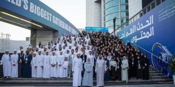 القائد الملهم صانع المستقبل محمد بن راشد يرحب بصناع المحتوى المشاركين في قمة المليار متابع