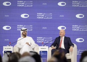 عمر سلطان العلماء: الإمارات تعزز مكانتها أفضل وجهة لتبني التقنيات المستقبلية