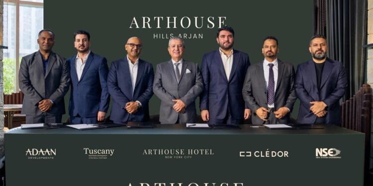 فندق “آرت هاوس نيويورك” يتوسّع إلى دبي بإطلاق مشروع “آرت هاوس هيلز أرجان” بقيمة 550 مليون درهم: أكبر مشاريع العلامة وأكثرها تنوّعاً بالمرافق بالتعاون مع “أدان” و”توسكاني” و”كليدور” و”إن إس إي”